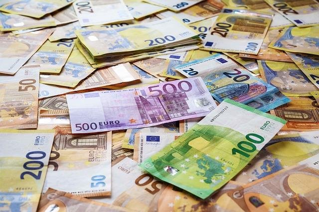Kryptowaluty a tradycyjne aktywa zabezpieczające przed inflacją