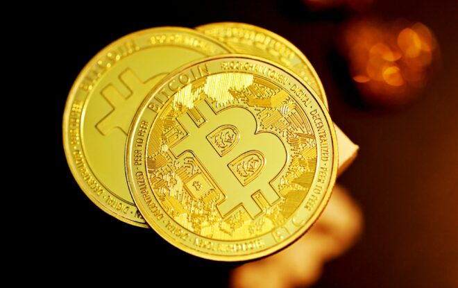 Moment dla Bitcoina? Analityk zachęca traderów do wymiany złota na kryptowaluty