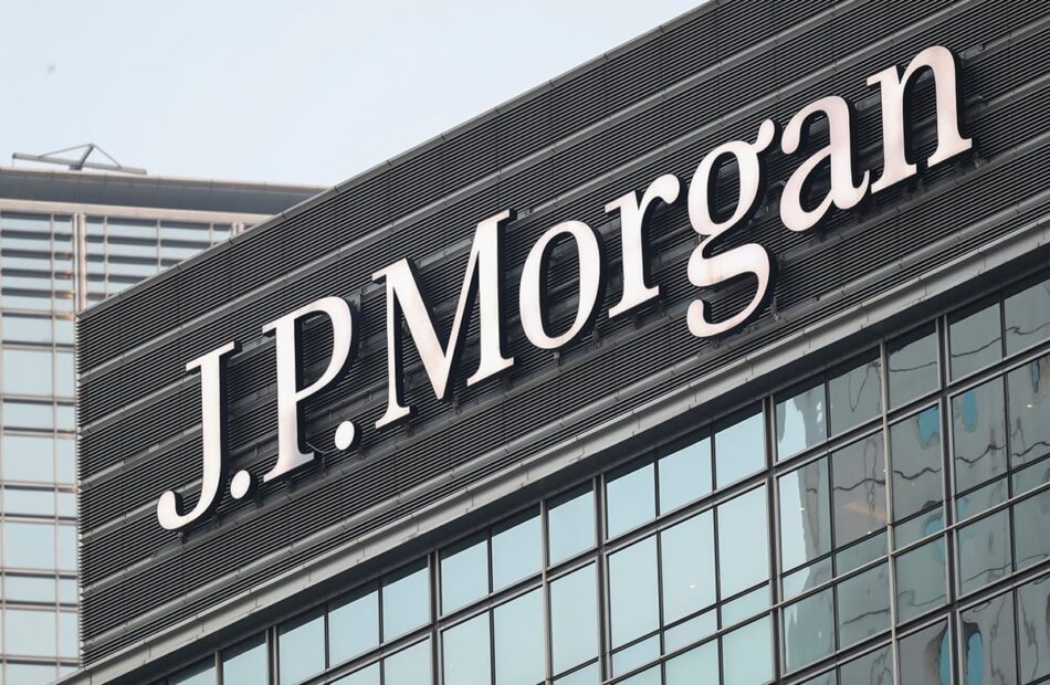 JPMorgan podwaja udziały w Bitcoin ETF, ponieważ korporacyjne papiery skarbowe walczą