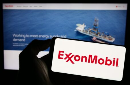 Akcje Exxon Mobil (XOM) osiągają rekordowy poziom w związku z eskalacją konfliktu na Bliskim Wschodzie